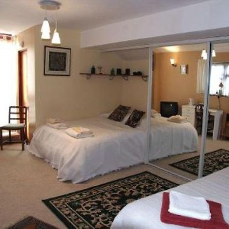 The Tudor Court Hotel Solihull Værelse billede